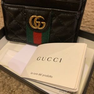 GG Gucci card case. Extra storage for wallet